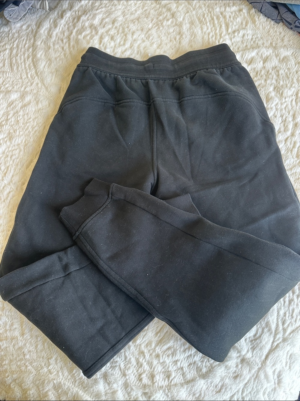 lululemon Scuba High rise Black Ribbed Cuff Joggers - Picture 2 of 5